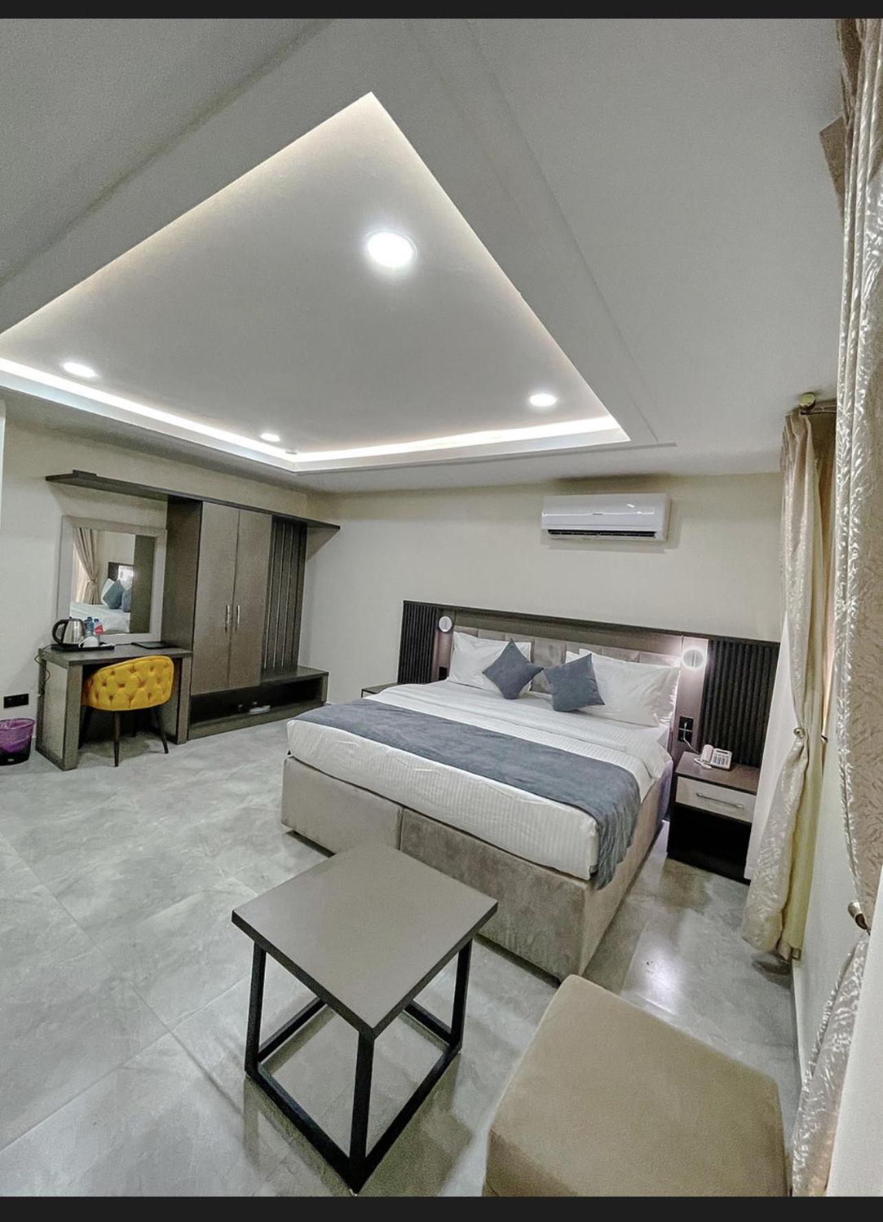 The Mayrock Hotel Abuja Dış mekan fotoğraf